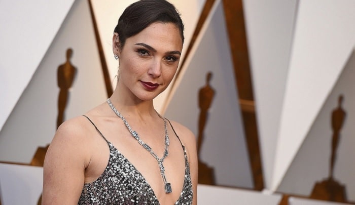 Gal Gadot Plastic Surgery Rumors Addressed – Before and After Pictures